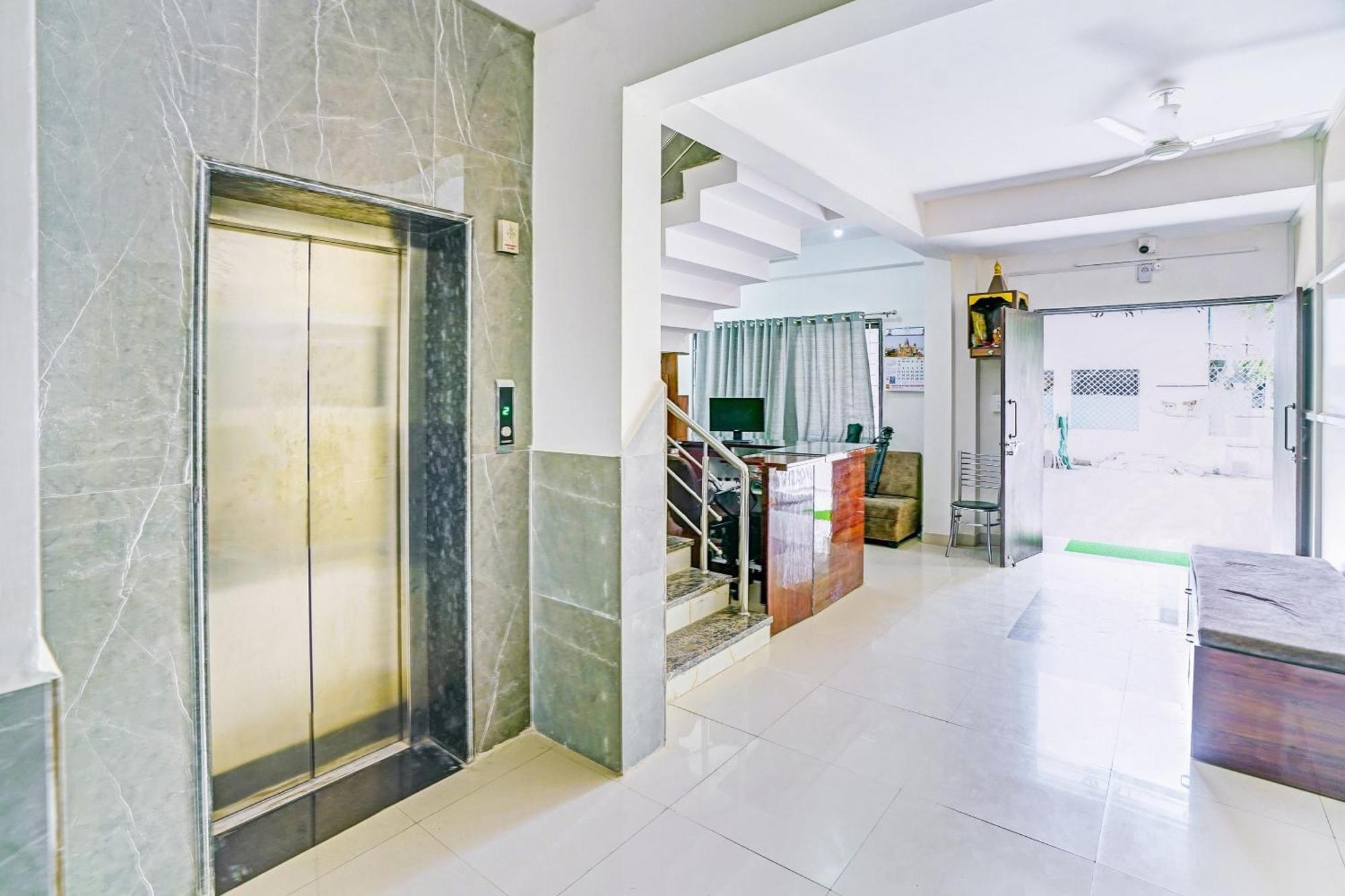 Hotel O Ssg Bhopál Kültér fotó